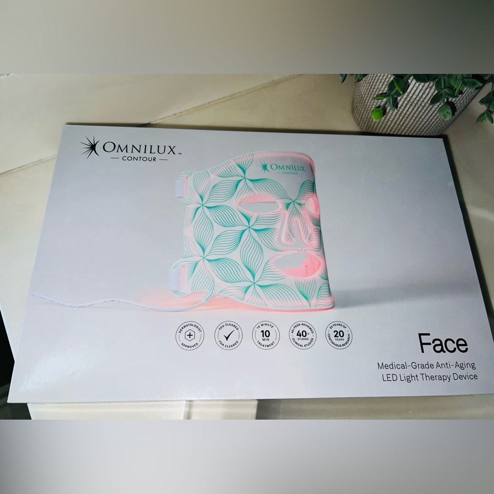 Omnilux LED Red Light Face Mask